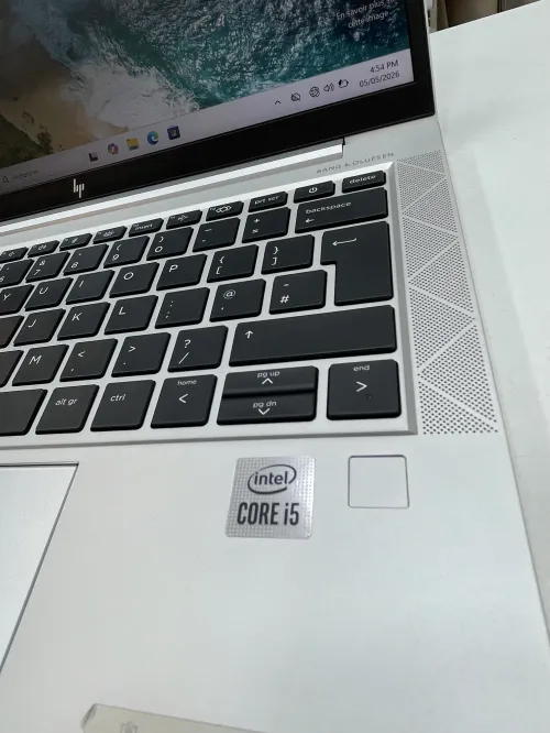 Hp elitebook 830 G7 i5-10310U 8gb 256ssd