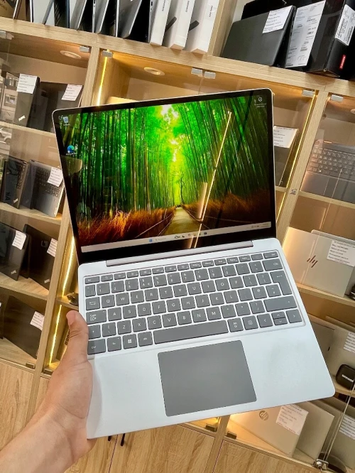 Surface laptop go 3 i5-1235U 16gb 256ssd