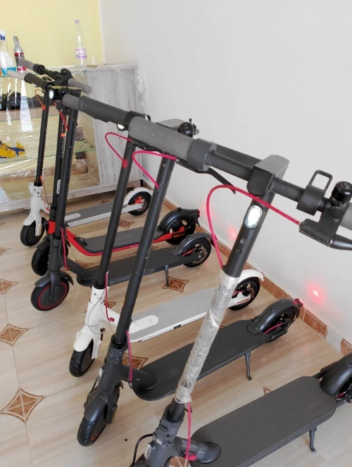 Troutinette électrique Xiaomi occasion comme neuf pro 2 mi 3 Ninebot تروتينات سكوتر الكتريك كهربائي