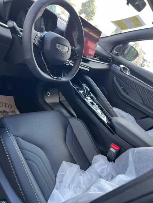 Geely Coolray 2025 Cameleon Full option