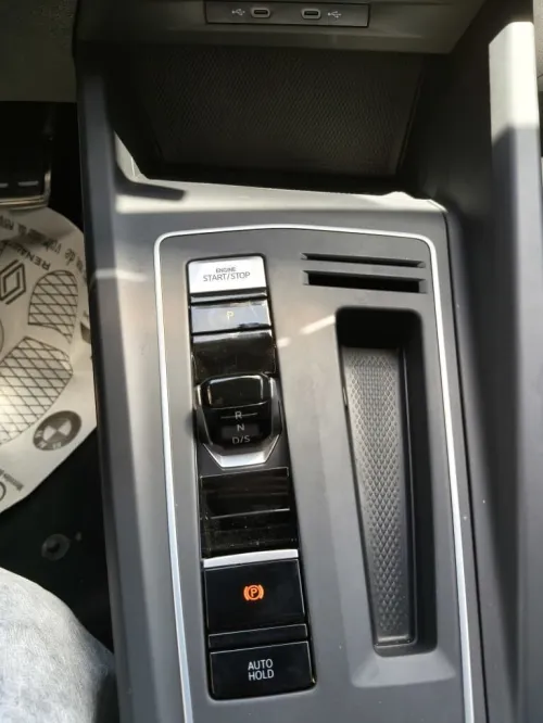 Volkswagen 8.5 2025 Full option + sono