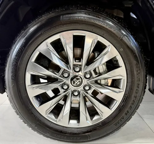 Toyota Land Cruiser  2025 