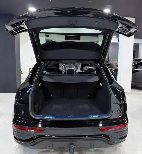 Audi Q5 2023 SLine