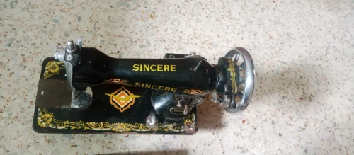 Machine à coudre sincere آلة خياطة
