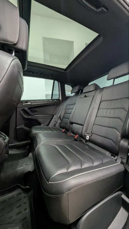 Volkswagen Tiguan 2021 Hybrid " Location "