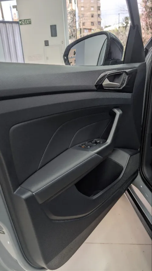 Volkswagen Tharu XR Turbo 2025 Full Options