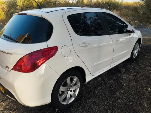 Peugeot 308 2012 allure 18