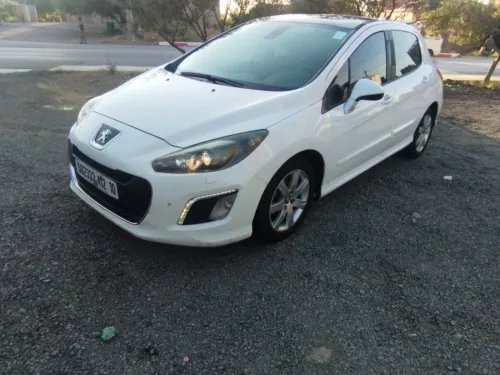 Peugeot 308 2012 allure 74