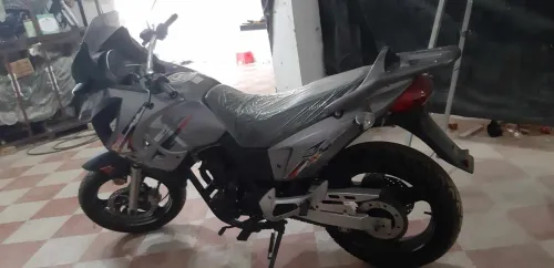 Xingyue XY400GY-2F Moto vitesse 400cc 2011