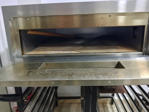 Vente four et 2 table marbre pour préparer pateserie 