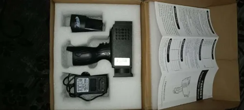 جهاز أشعة فوق البنفسجية لكشف طلاء السيارات - 365nm - لاسلكي