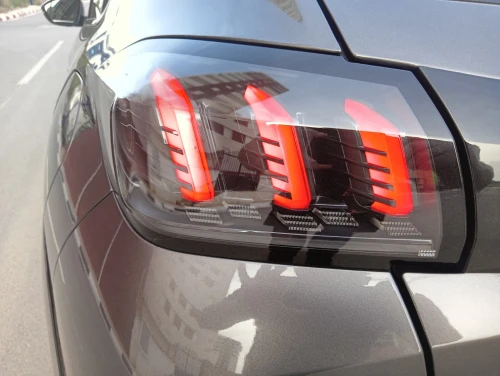Peugeot 208 2022 GT
