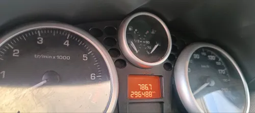 Peugeot 207 2012 1.4 ess 75ch