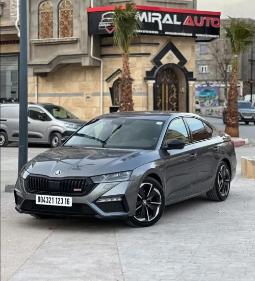Skoda Ovtavia 2023 Vrs