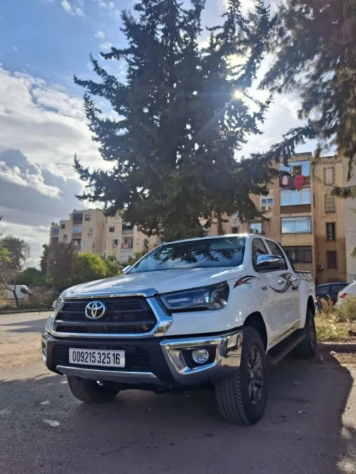 Toyota Hilux 2025 