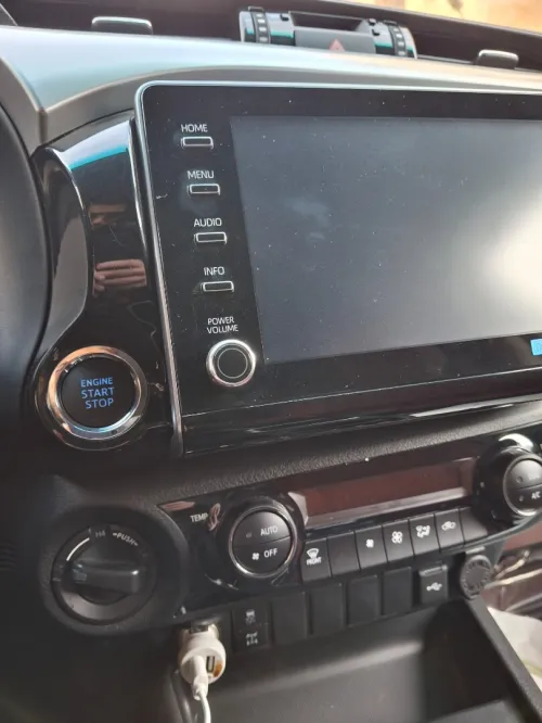 Toyota Revo  2026 HILUX  saoudi