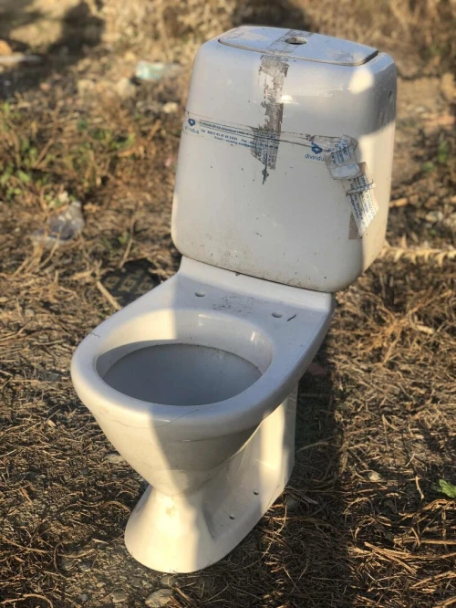 Cuvette de WC neuve jamais utilisée