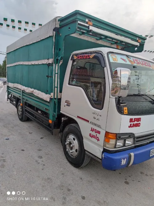 Isuzu كاط فار 2005