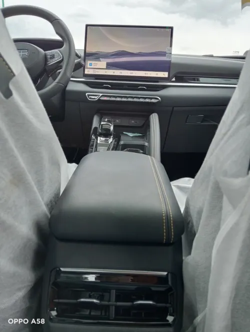 Geely Coolray 2026 