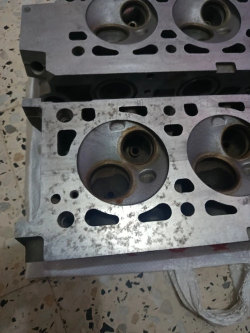 Culasse renault 25 v6