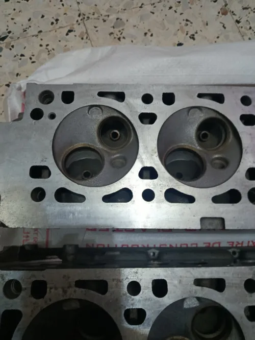 Culasse renault 25 v6