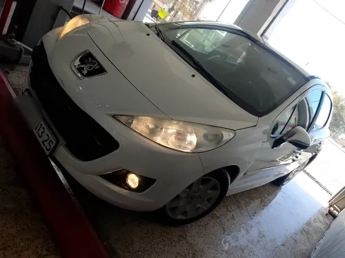 Peugeot 207 plus 2013 207 plus