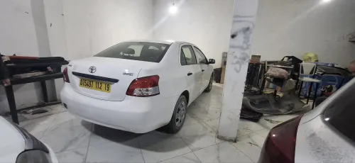 Toyota Yaris 2012 