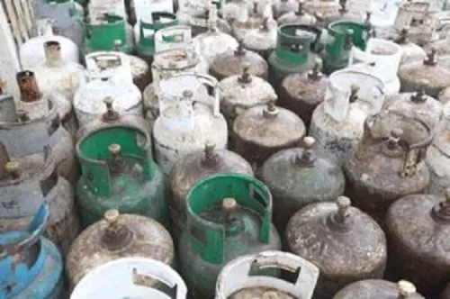 140 bouteilles de gaz, butane, b13