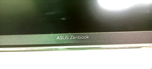 Laptop ZenBook i9 13 em generation