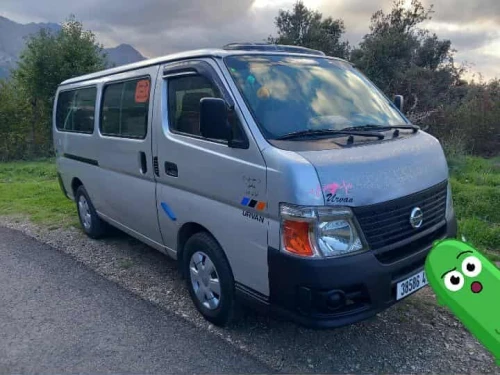 Nissan URVAN 2012