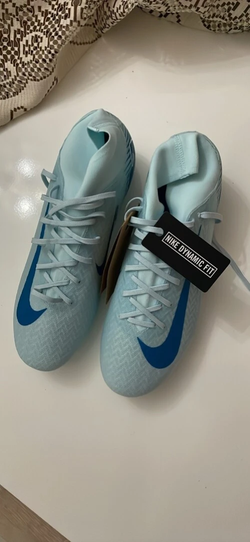 Souliers a vendre
