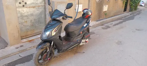 Sym Jet4 