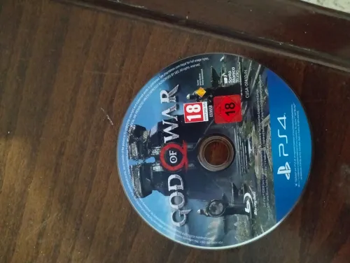 Cd god of war 4 ps4