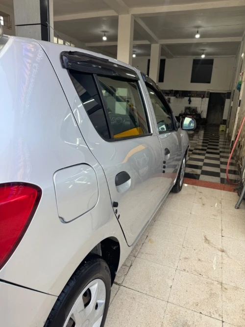 Dacia Sandero 2015 
