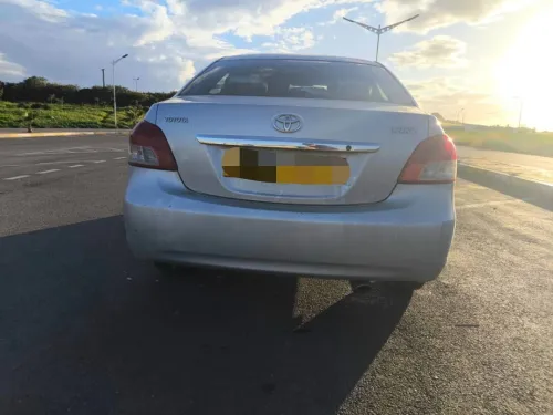 Toyota Yaris Sedan 2009 