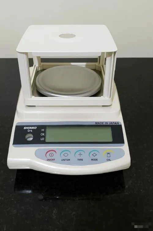 0.01g-1.2 kg ميزان ذهب japan neuf