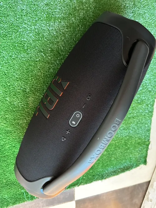 JBL boombox 3 wifi et Bluetooth neuf partybox charge 5/6 disponible
