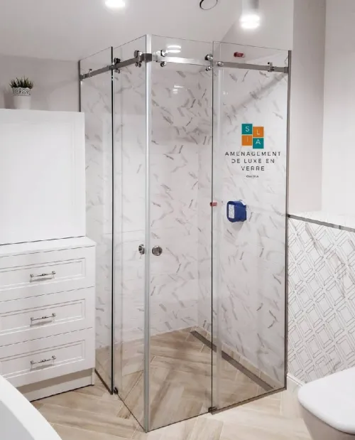 Cabinet de douche/séparation (salon, cuisine, balcon) en verre "Sila lux"