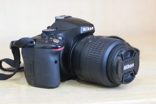  nikon d5100 avec objdectif  18 55 mm 
