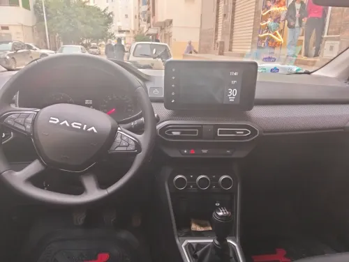Dacia Logan 2025 Extrême
