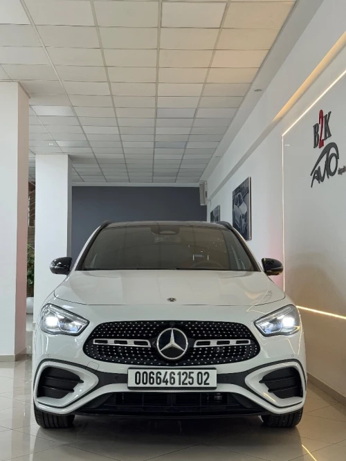 Mercedes GLA 200 2025 