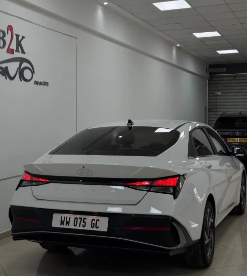 Hyundai Elantra 2025 GLX