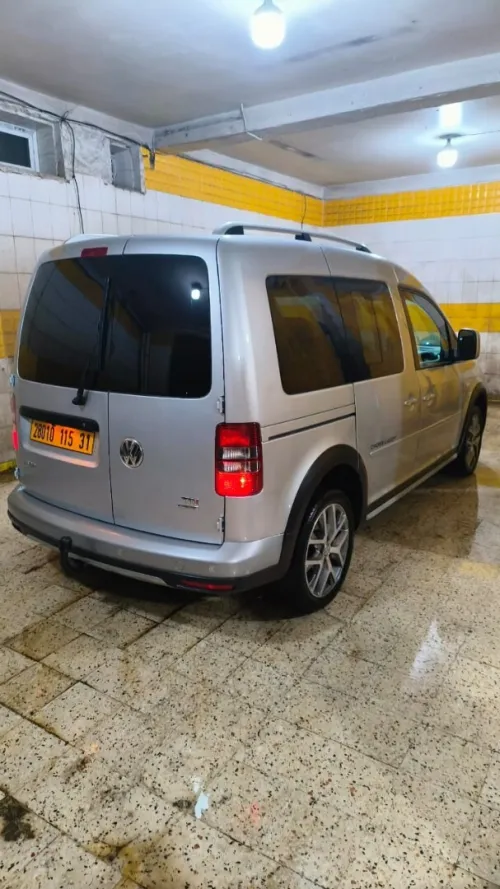 Volkswagen Caddy 2015 Cross