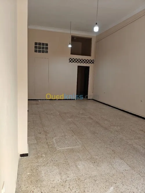 Location Local Oran Oran