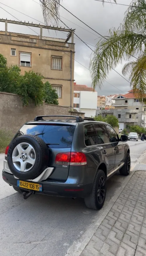 Volkswagen Touareg 2006 R+5