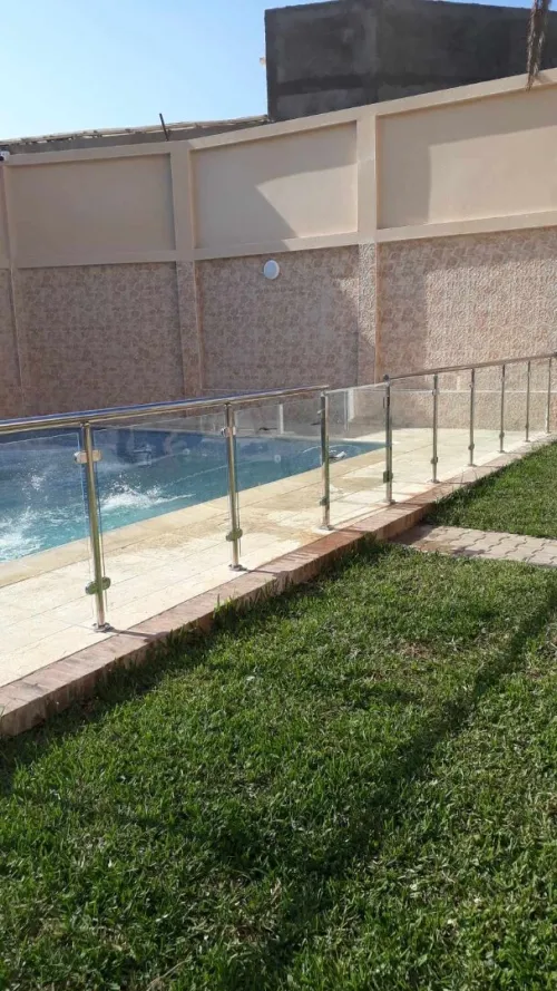 RAMPE D'ESCALIER EN INOX