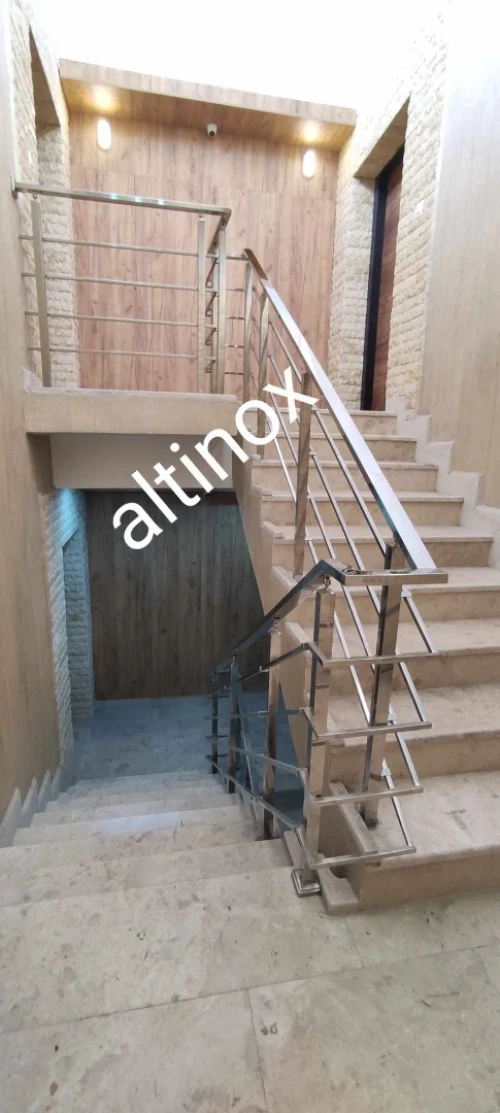 rampe d' escalier en inox