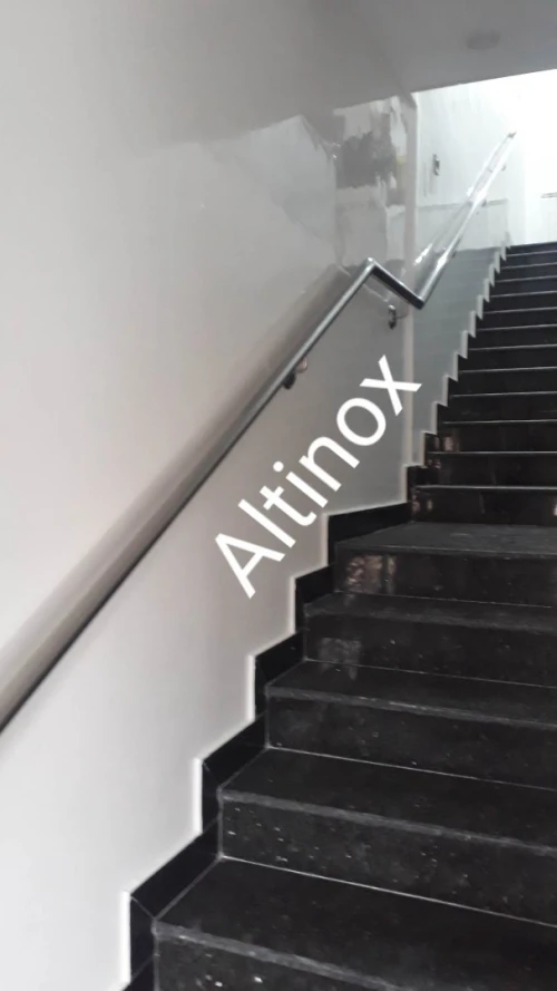Rampe d'escalier en inox 