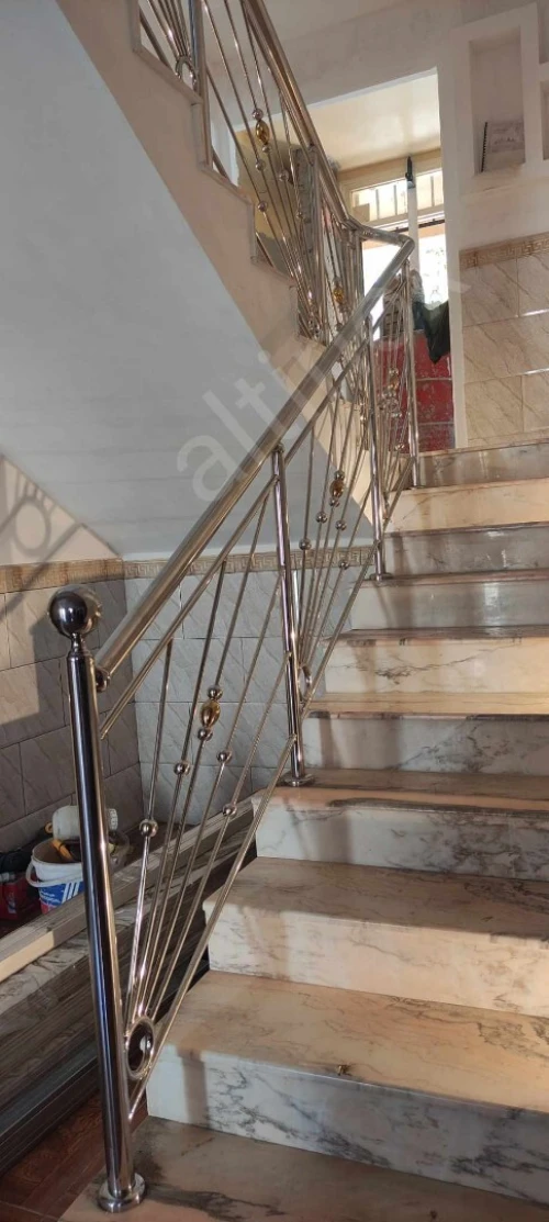 Rampe d'escalier en inox