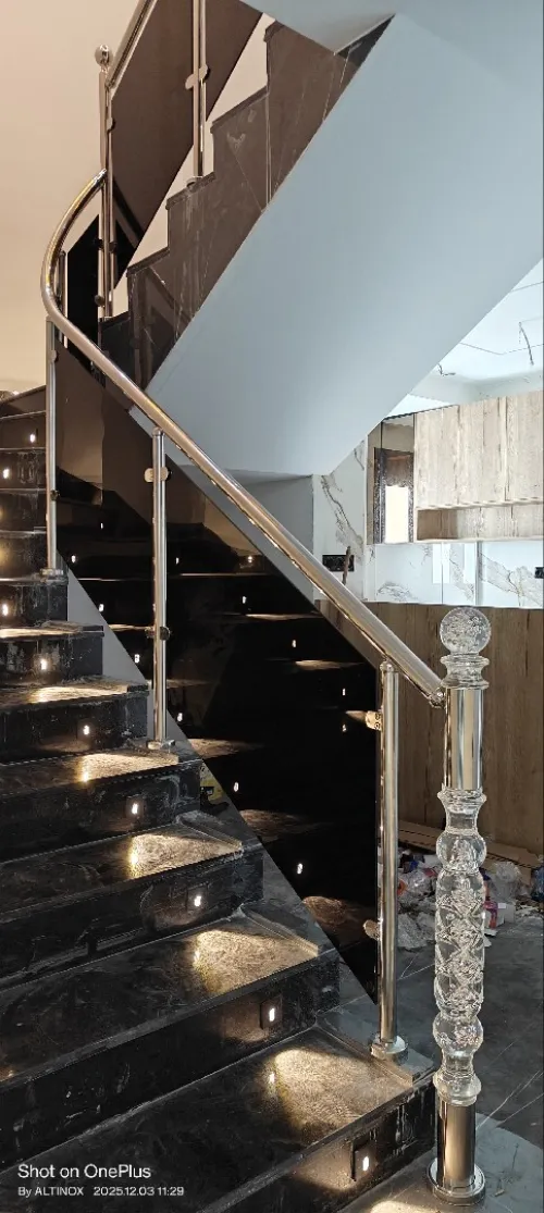 Rampe d'escalier en inox